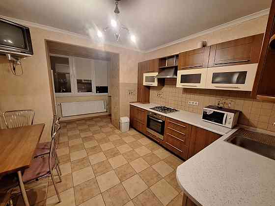 3 кімнатна новобудова  недалеко центр Івано-Франківськ