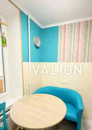 Продам 1к квартиру, вул. Січових Стрільців 28а, Пейзажна алея, Центр Киев