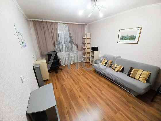 2 кімнатна квартира Троєщина Червоної калини метро Почайна ТРЦ Район Киев