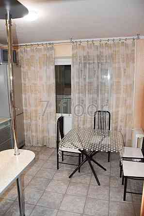 2 кімнатна квартира Троєщина Червоної калини метро Почайна ТРЦ Район Киев