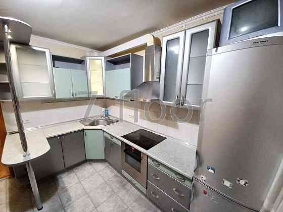 2 кімнатна квартира Троєщина Червоної калини метро Почайна ТРЦ Район Киев