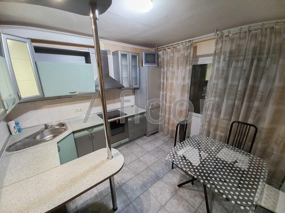 2 кімнатна квартира Троєщина Червоної калини метро Почайна ТРЦ Район Киев - изображение 2