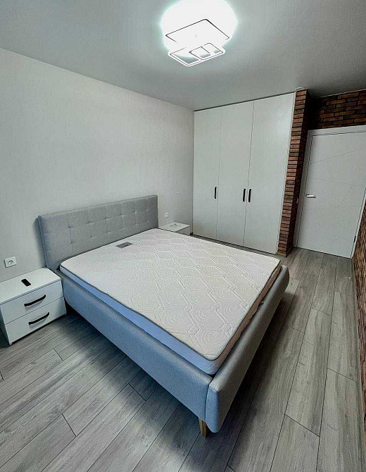 1к квартира з ремонтом 52м2 в ЖК Seven Севен Осокорки Славутич Позняки Киев - изображение 4