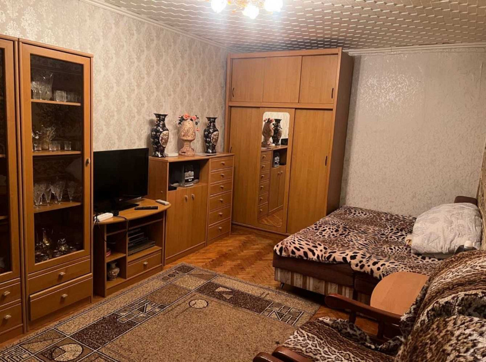 Продам 1 к. квартиру в хорошем состоянии на Таирова Одесса - изображение 1