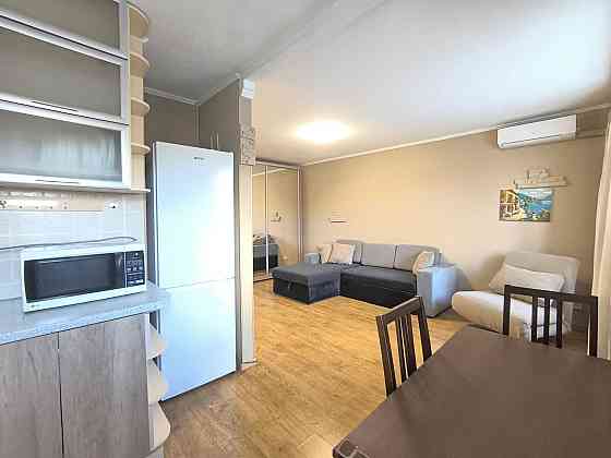 1 к. Студия в начале Сич. Набережной. Свет НЕ отключают! Дніпро