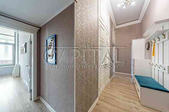 трикімнатна квартира на Оболоні з неперевершеним видом на Дніпро. Киев