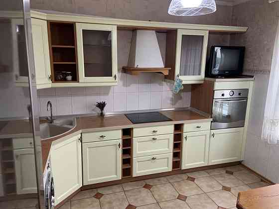 Здам в оренду 2 кімн. квартиру Вишняківська 7/б, Дарницький р-н Киев