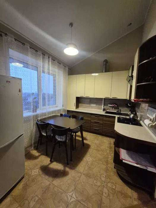 ТЕРМІНОВА Оренда! ДВОРІВНЕВА ТРИКІМНАТНА кв. Гатне Перша здача Встигни Гатное - изображение 2