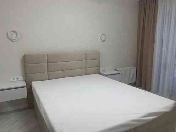 Пропонуємо вам 2х кімнатну квартиру з сучасними ремонтом на Виставці! Хмельницький