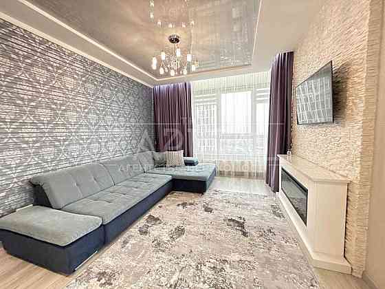 Оренда / Квартира
Київ, Дарницький район, пр-т Бажана Миколи, 1Г Київ