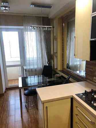 Оренда однокімнатної квартири Новий будинок закритий двір ЦУМ Полтава