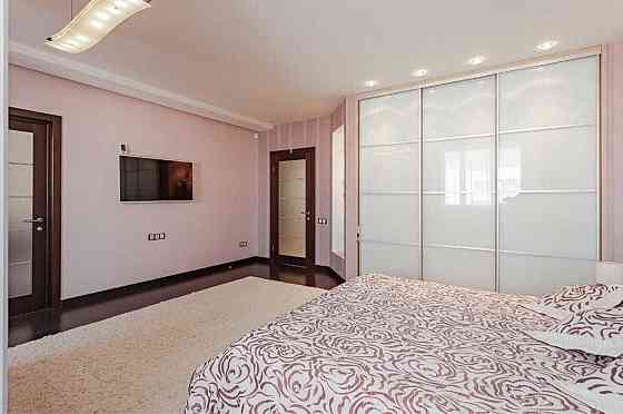 3 комн.квартира Кирпичный дом Супер дизайн Заболотного 135м.кв Паркинг Одесса