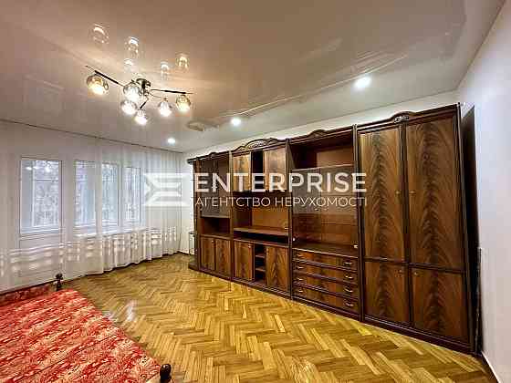 Продаж 3к. квартири з ремонтом вул.Зоологічна метро КПІ Киев