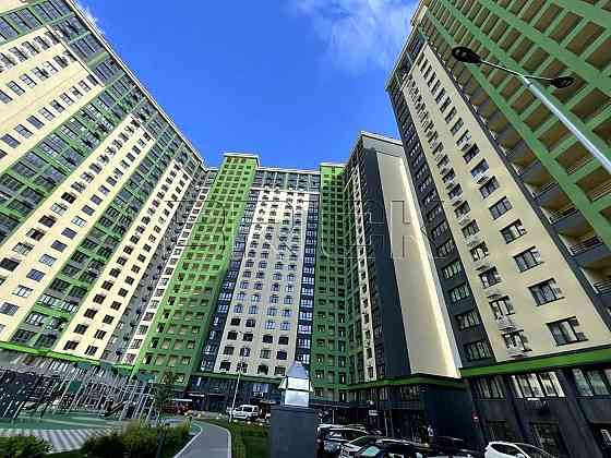 Максимовича 32 а Лікоград Перфект таун 2-х кв Киев