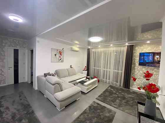 Продаж шикарної 3- кім.кв.  вул. Малоголосківська 8г Львов