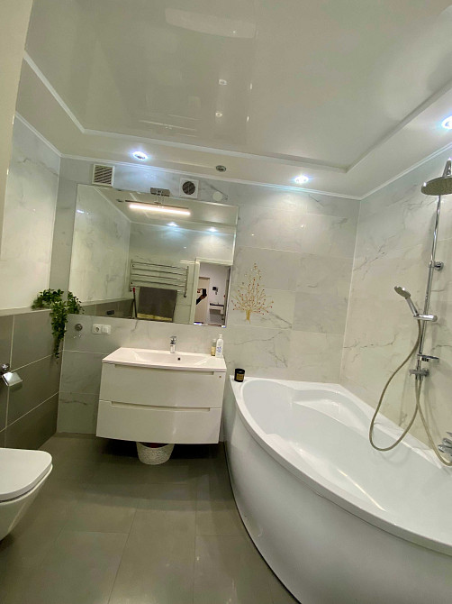 Продаж шикарної 3- кім.кв.  вул. Малоголосківська 8г Львів - зображення 8