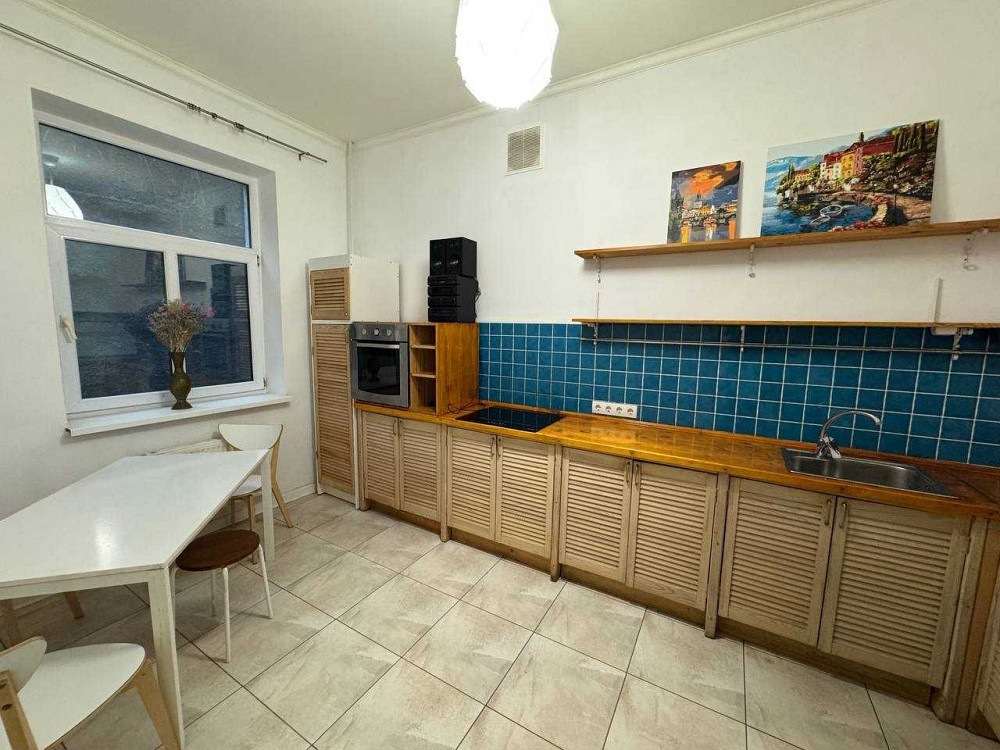 м. Тараса Шевченко,  Будинок після повної  реконструкції 2006 року. Киев - изображение 7