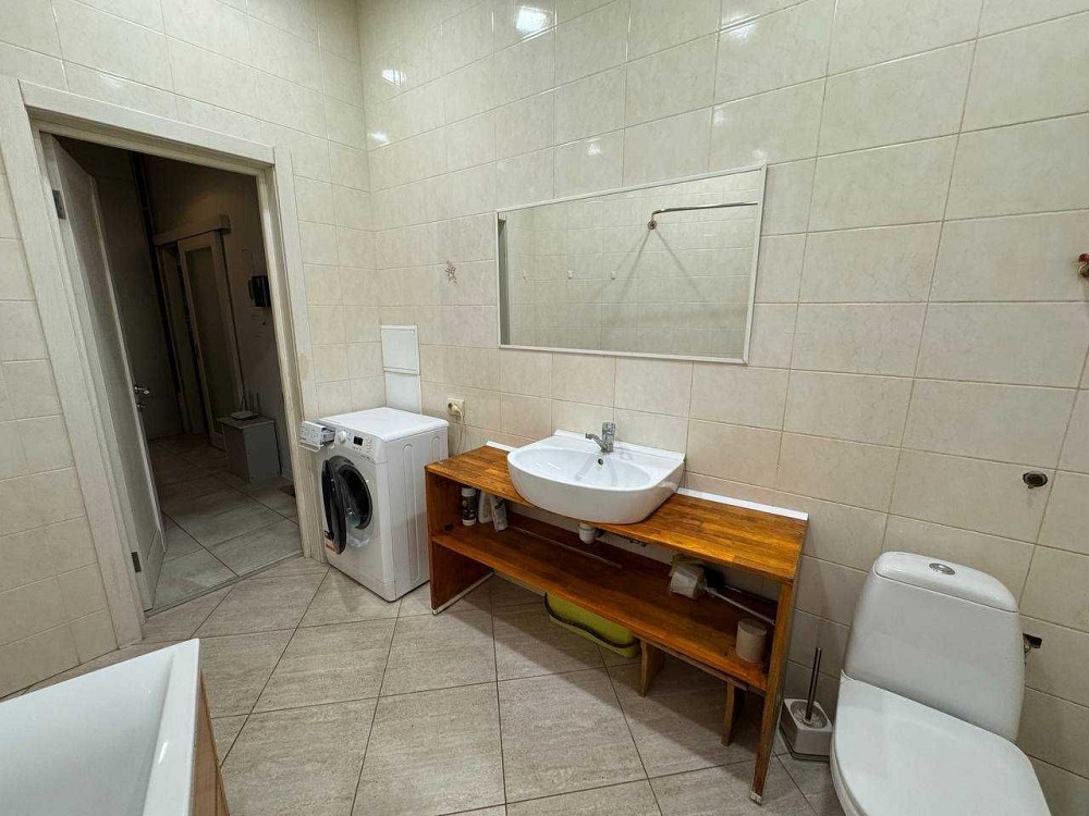 м. Тараса Шевченко,  Будинок після повної  реконструкції 2006 року. Киев - изображение 8