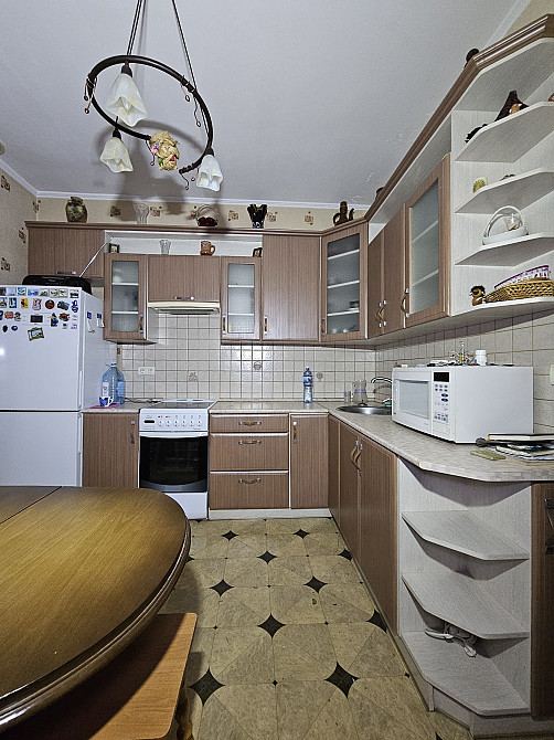 Оренда 1-кімнатної квартири Княжий Затон Киев - изображение 2