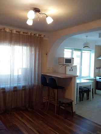 Оренда 2кімн.кв. пров.Леопольда Ященка (Жуковського) будинок 13/16 5/5 Київ