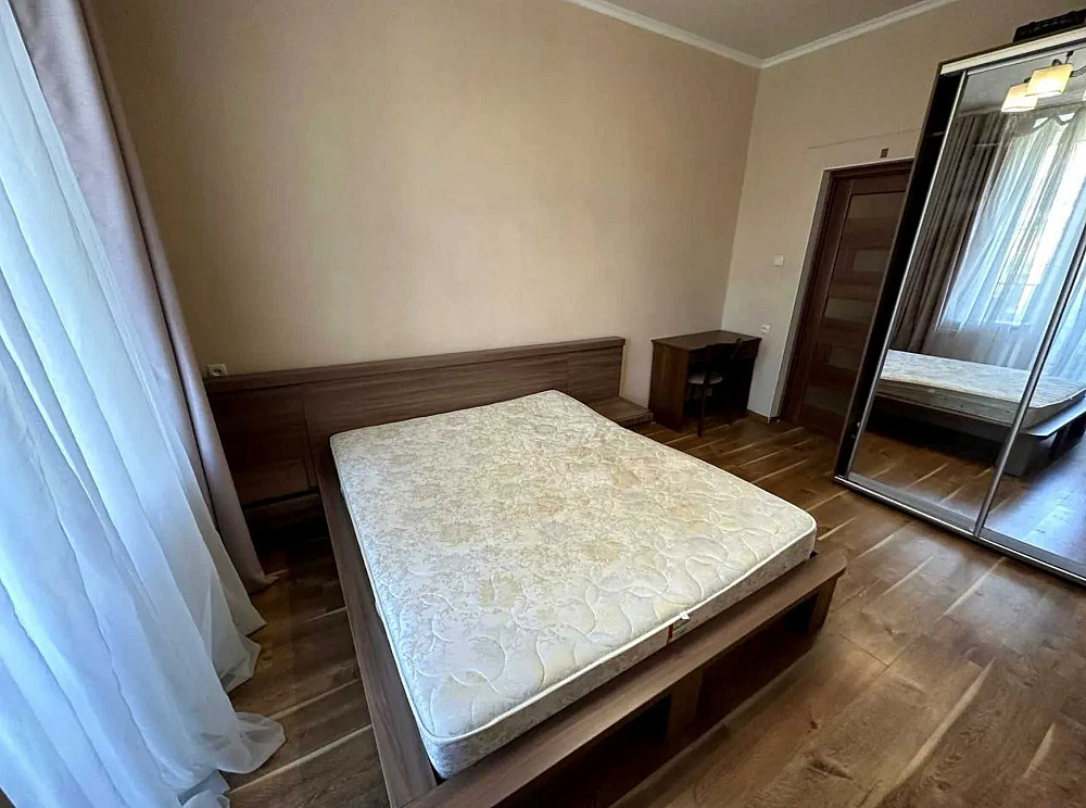 Сдам долгосрочно!2-ком квартира в центре!Есть тепло, горячая вода, газ Одеса - зображення 2