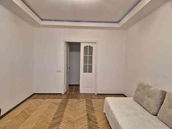 Оренда 3к 68квм Юлії Здановської 8 метро Васильківська Киев