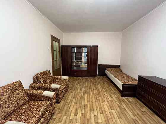 Продам 1-к чешку ж/м Тополь-3 Днепр