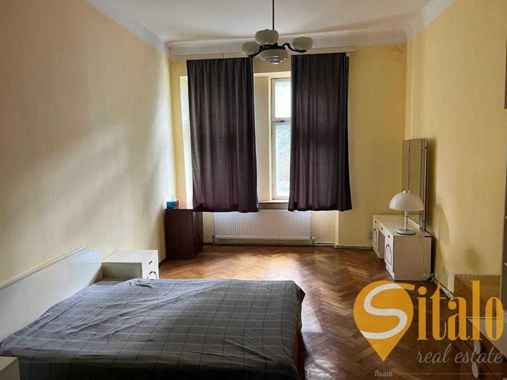 Продаж 2 кімнатної квартири, вулиця Пекарська Львів - зображення 1