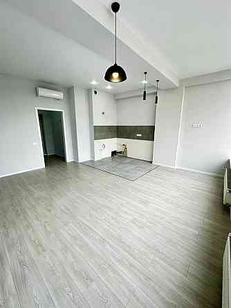 Квартира поряд з парком Перемоги в сучасному будинку | Говорова Одесса