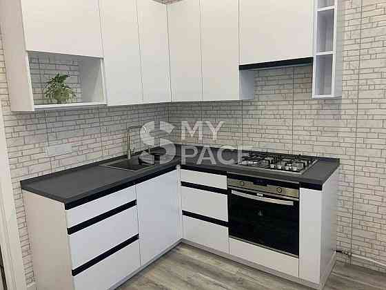 ЦЕГЛЯНИЙ БУДИНОК КАПІТЛЬНИЙ РЕМОНТ 2к 56м Повітряних Сил плКосмонавтів Киев