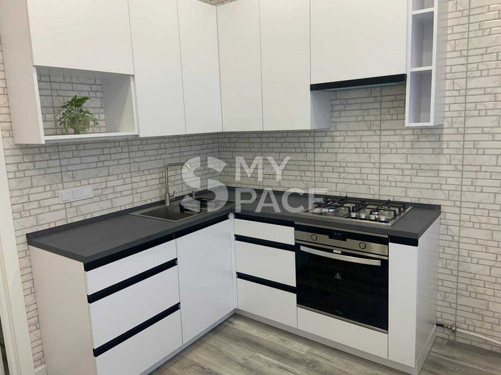 ЦЕГЛЯНИЙ БУДИНОК КАПІТЛЬНИЙ РЕМОНТ 2к 56м Повітряних Сил плКосмонавтів Киев - изображение 1