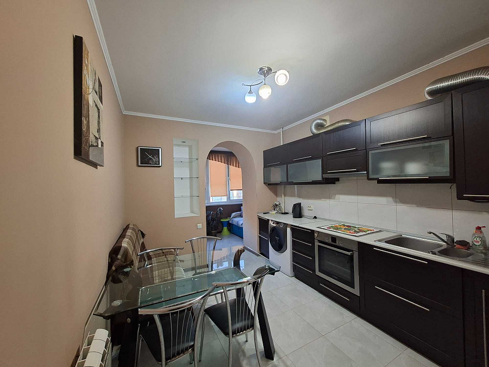 Оренда 2-кімнатної квартири,вул.Федьковича(Пасічна). Івано-Франківськ - зображення 1