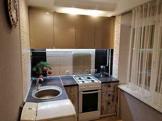 оренда квартири Бажова ст.м.Дарниця ГАЗ 4 пов. 2кімн ТЕРМІНОВО! Киев