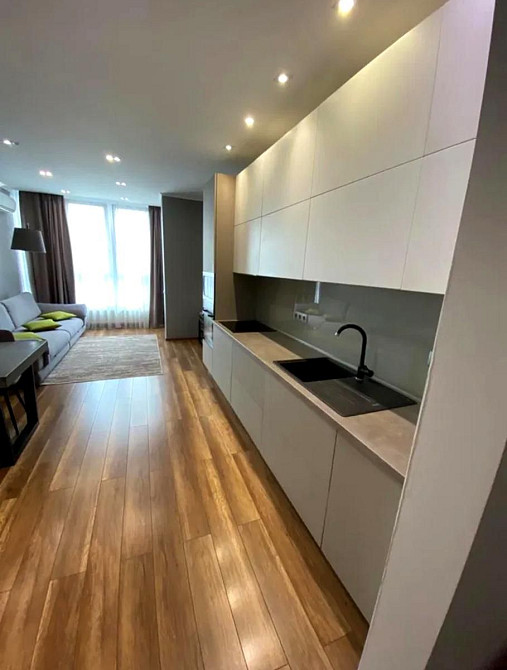 Світла та затишна 2-кімнатна квартира вул. Ованеса Туманяна 5-А Киев - изображение 1