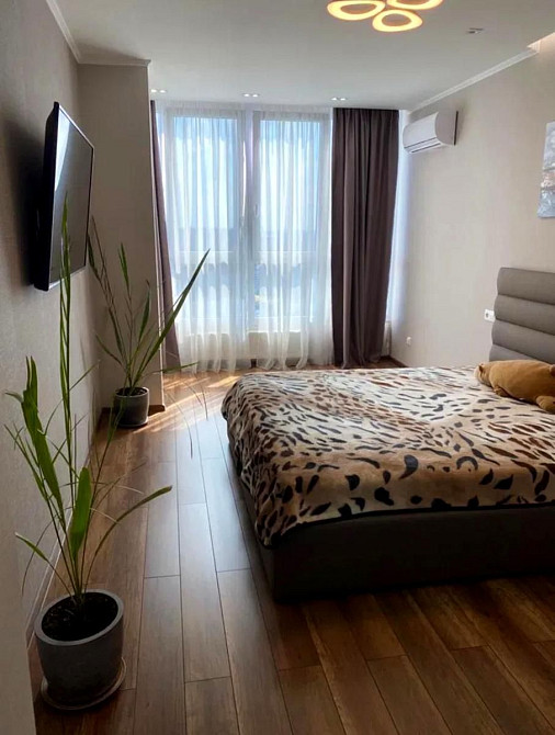 Світла та затишна 2-кімнатна квартира вул. Ованеса Туманяна 5-А Киев - изображение 4