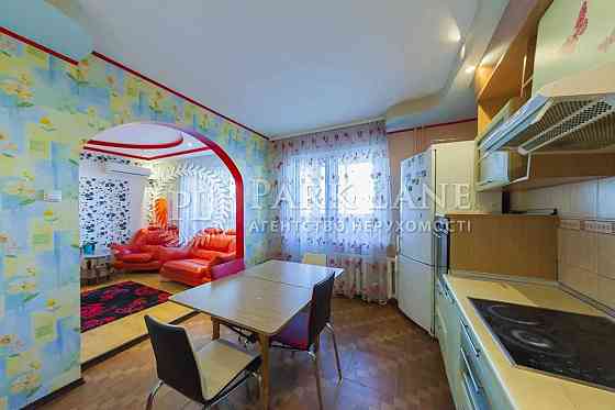 4-кімн., Харківське шосе, ст.м.Харківська Бориспільська поруч парк Киев