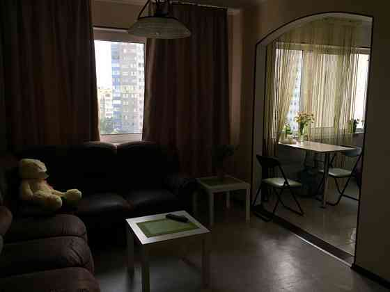 Затишна 3-кімнатна квартира 78 м² вул. Вікентія Беретті 10 Киев