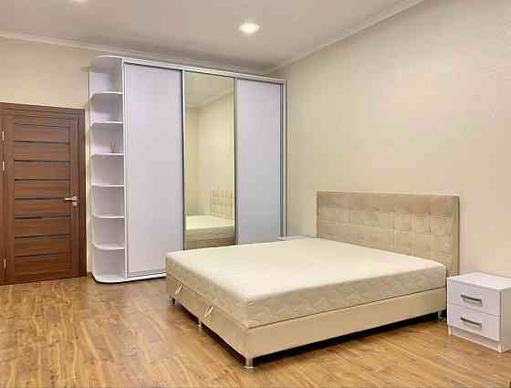 Печерськ Квартира 1 к. 57 м2 Іоанна Павла, 11 Генератор Киев