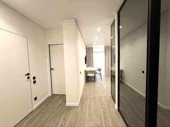 Продаж 1,5-кімнатної квартири з дизайнерським ремонтом біля парку Uzhhorod