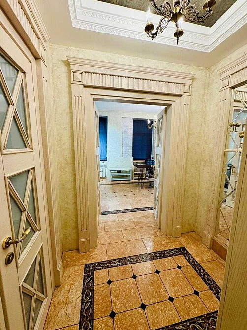 Перша здача! Авторська квартира в історичному серці Подолу. Київ - зображення 5