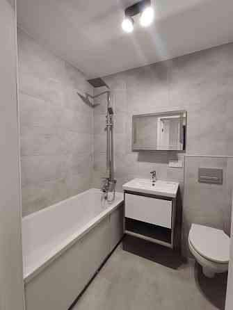 2 роздільні кімнати + кухня-студія Київ