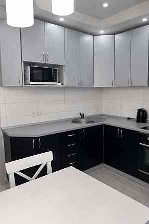 Продаж 1 кім квартири Позняки Русової 7 Дарницький біля озер Киев