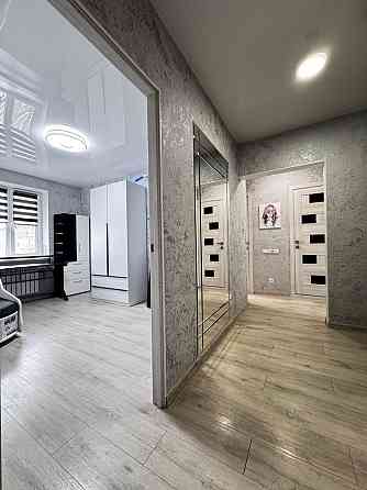 Укомплектована 2х кімнатна квартира з ремонтом Кропивницкий