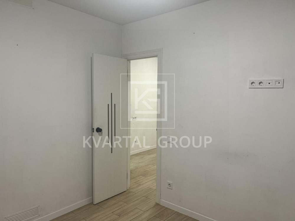 Без комісії. Житловий цоколь. 3 кімнати . Тепла підлога. Ирпень - изображение 4