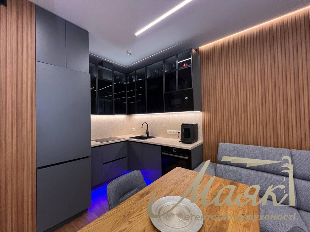 Продажа видовой 1-комнатной квартиры, 63 м3 в ЖК Taryan Towers Тариан Киев - изображение 2