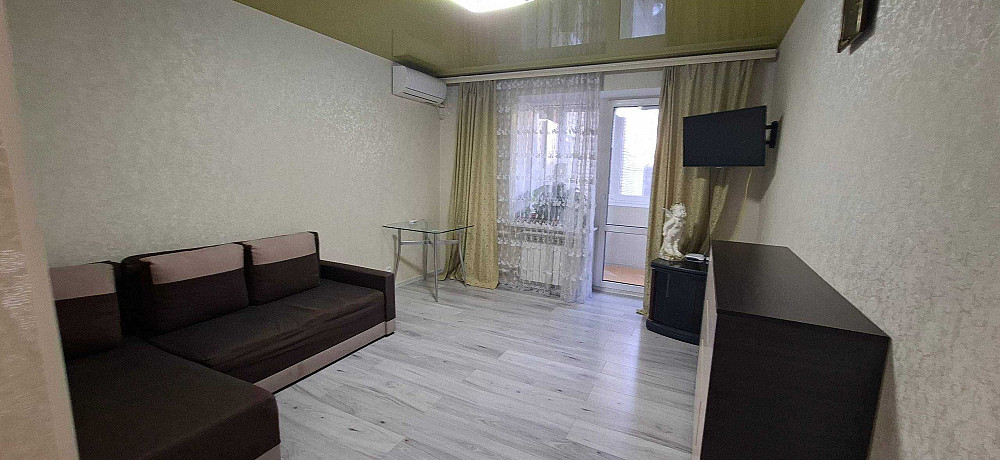 Продам 1-комн.кв, район кин-р Космоса, 3/14в идеальном состоянии. Запорожье - изображение 1