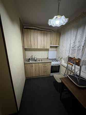 Сдам  двукімнатну кв. ,5хв метро Х.Г. , бажано без животних Харків