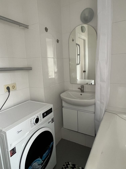 Сдам 2 квартиру бульвар Леси Украинки 24 метро печерское Киев - изображение 2