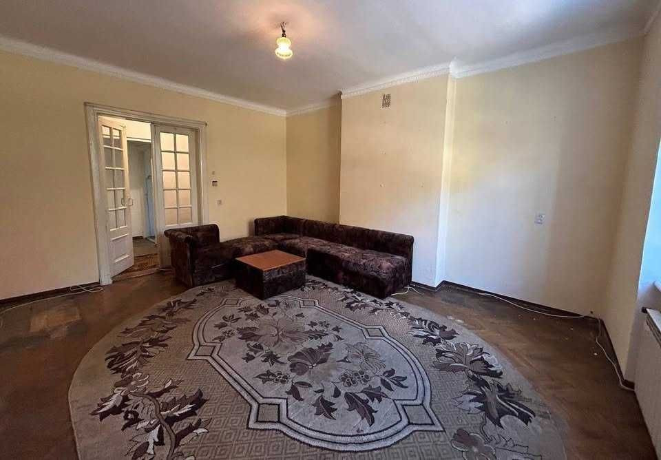 Продам 3 кімнатну квартиру в центрі біля входу в Парк Шевченка! 86м2. Івано-Франківськ - зображення 1