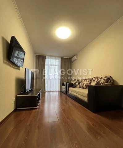 Квартира  з евроремонтом Комфорт Таун, метро Лівобережна Киев - изображение 1